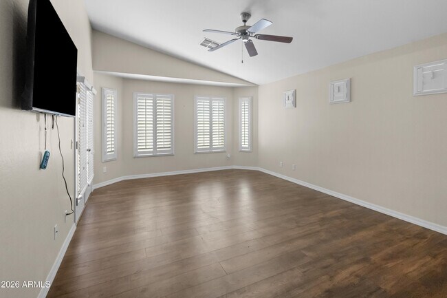 Building Photo - 2501 S 255th Dr