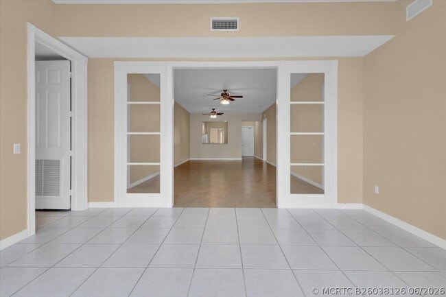 Building Photo - 103 Harbour Isle Dr E