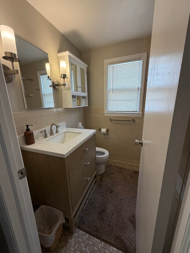 Building Photo - 17 Brian Rd