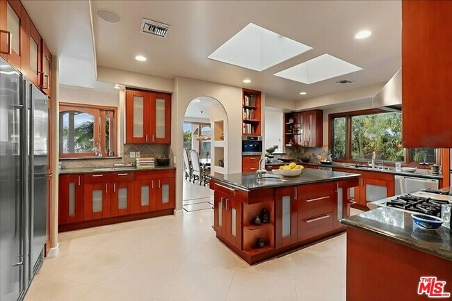 Building Photo - 1740 Carla Ridge