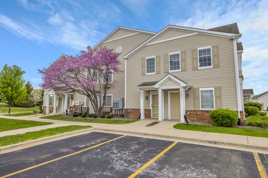 Building Photo - 222 Bertram Dr