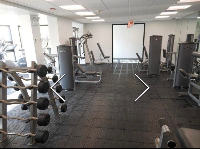 Fitness Center - 3930 N Pine Grove Ave