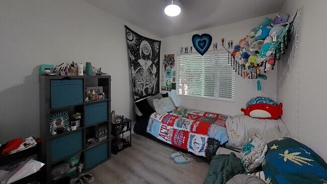 Building Photo - 5064 Alumni Pl