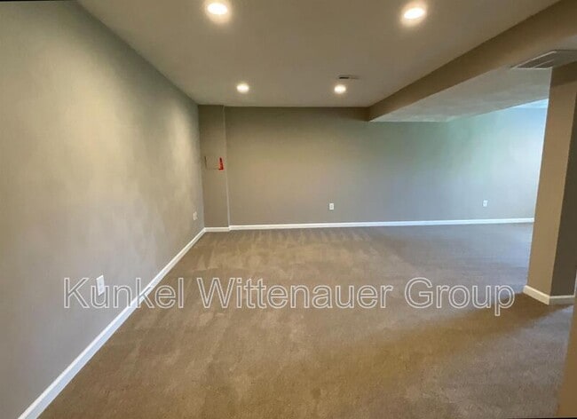 Building Photo - 2244 Haverford Dr