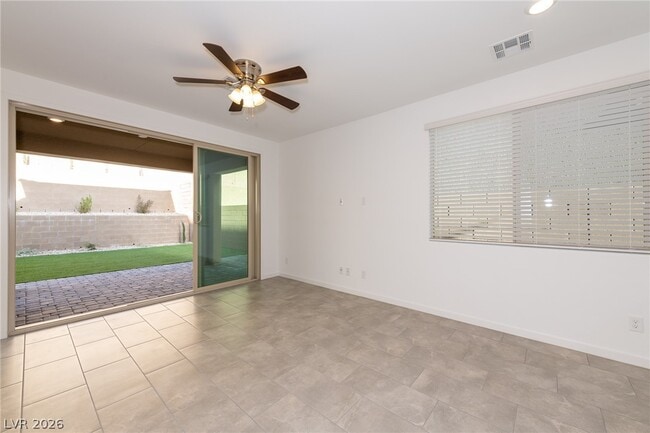 Building Photo - 12412 Ocean Tiller Ave