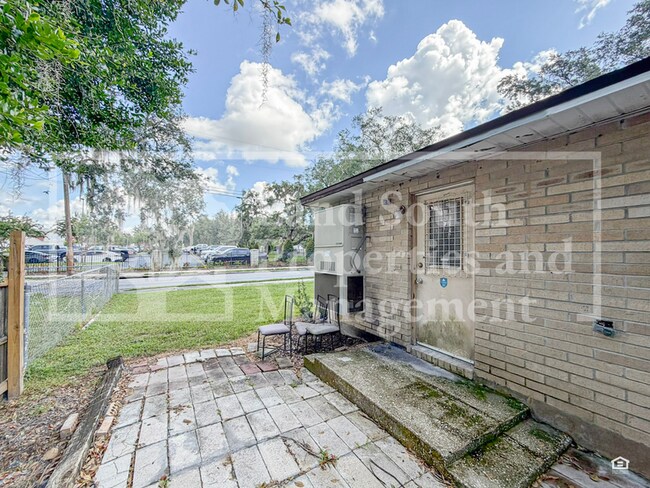 Building Photo - 1529 Unitah Ave