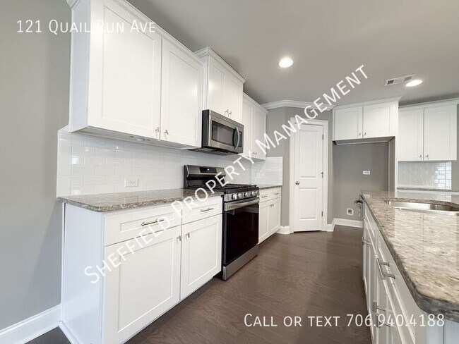 Building Photo - 121 Quail Run Ave