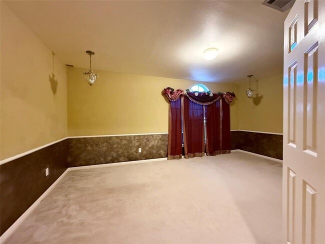 Building Photo - 3916 Bonnie Ln