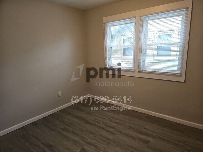 Building Photo - 403 Wallace Ave