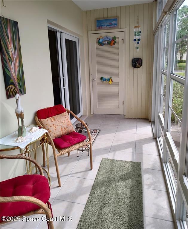 Building Photo - 8 Vista Palm Ln