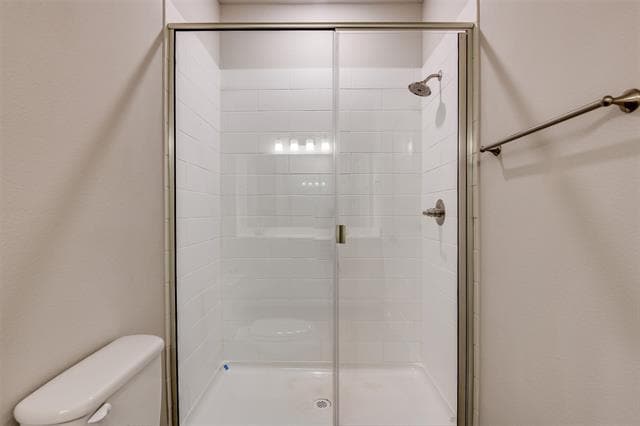 Building Photo - 704 Wheatfield Dr