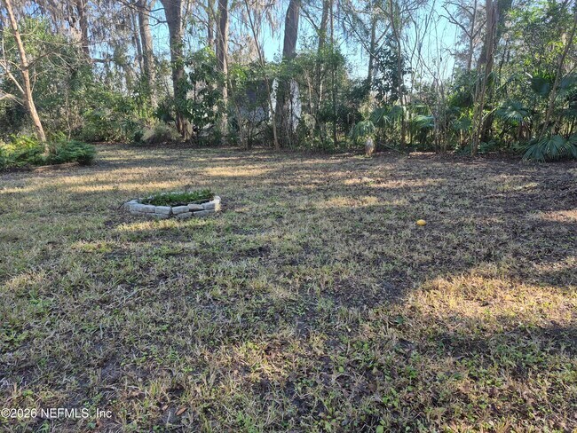 Building Photo - 1729 Coulee Ave