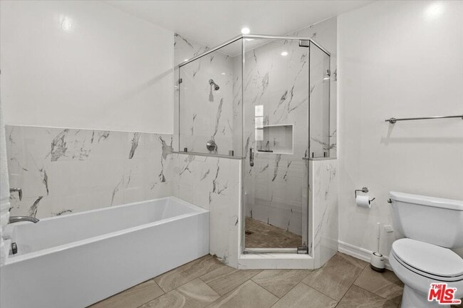 Building Photo - 203 S Detroit St