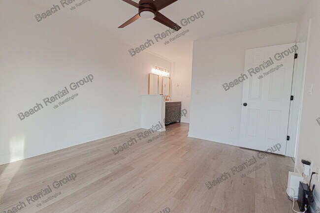 Building Photo - 4396 Baldwin Ave