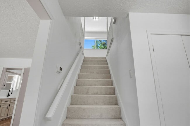 Building Photo - 17807 Asphodel Ln