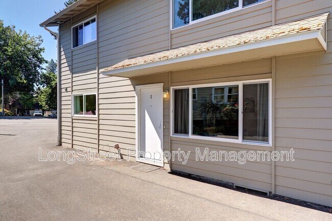 Building Photo - 11380 SW Greenburg Rd