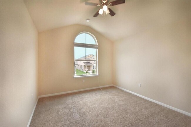 Building Photo - 1424 Brooks Way