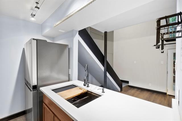Building Photo - 3103 Wycliff Ave