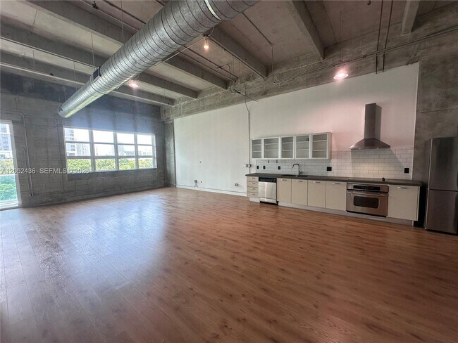 Building Photo - 1749 NE Miami Ct