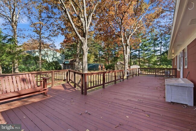 Building Photo - 218 Holly Ave