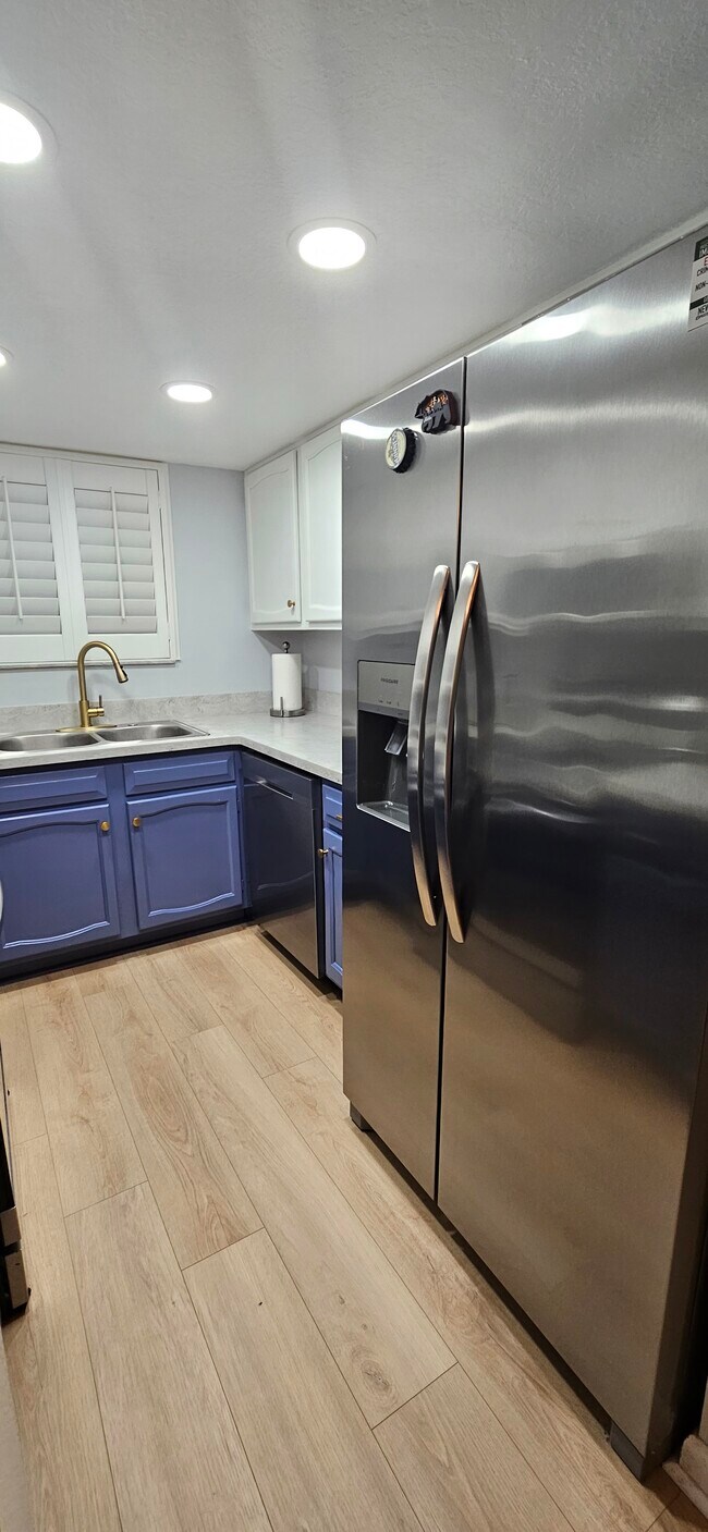 Building Photo - 4008 Passport Ln