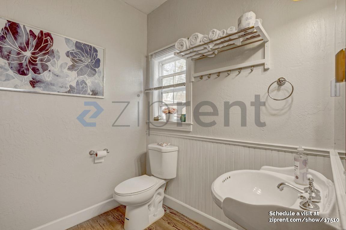 Building Photo - 785 Brush Creek Ln