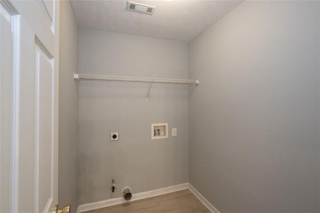 Building Photo - 7040 Magnolia Park Ln NW