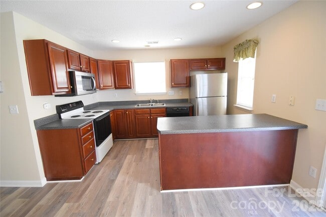 Building Photo - 1814 Birch Heights Ct