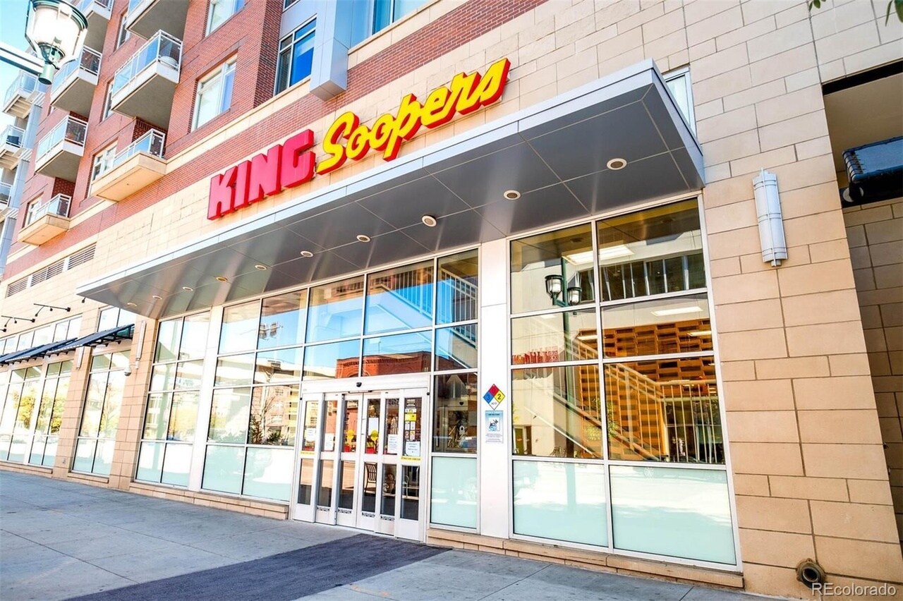 Building Photo - 3100 Huron St