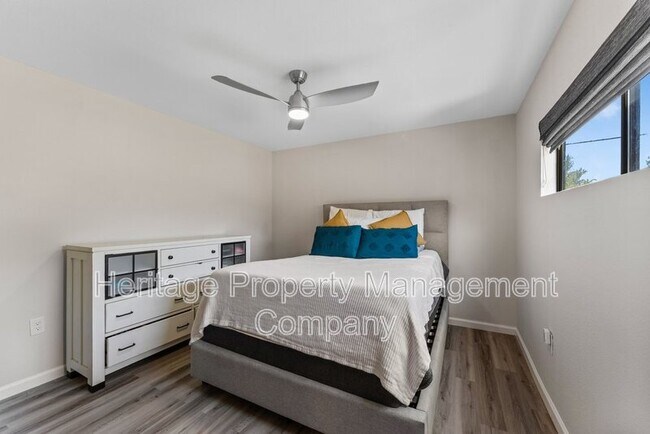 Building Photo - 6715 Hickory Springs Dr