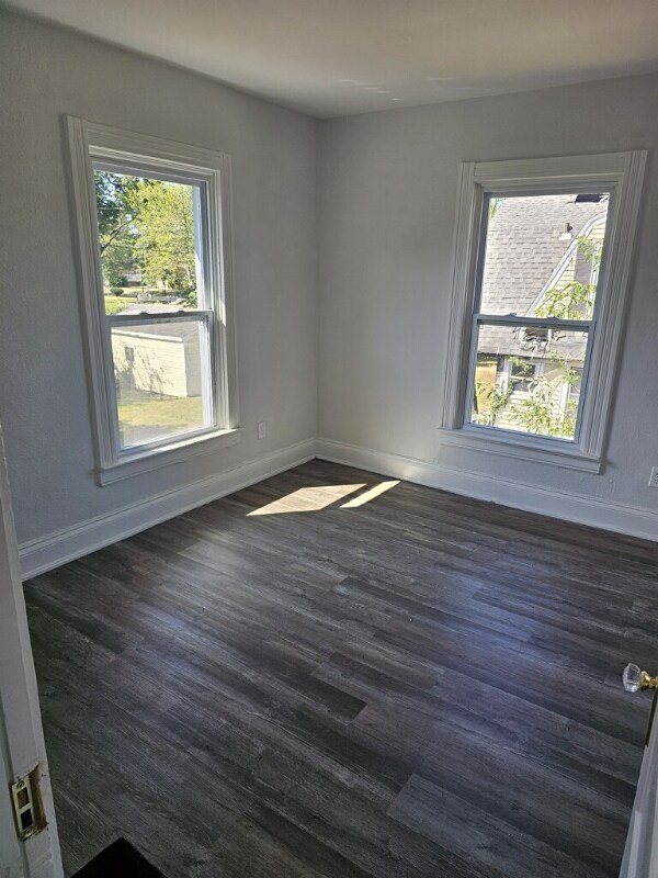 Building Photo - 735 Woodland Ave