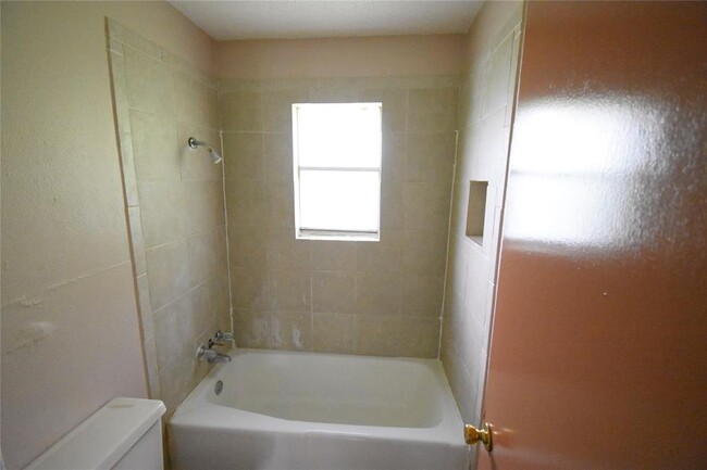 Building Photo - 4353 Brinkley St