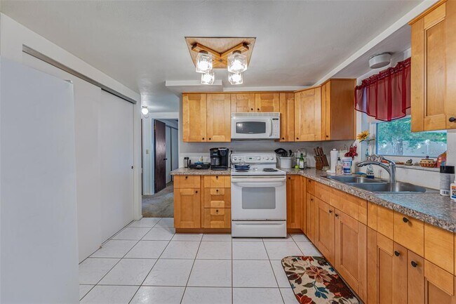 Building Photo - 7144 Kapp Ct