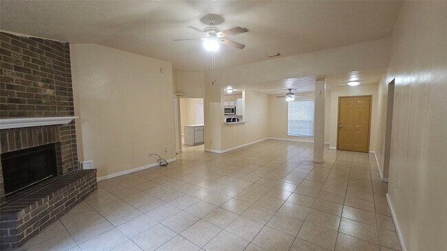 Building Photo - 28811 Sedgefield St