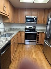 Building Photo - 1893 Cherokee Dr