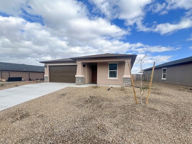 Building Photo - HOUSE - COTTONWOOD - Mesquite Hills HOA