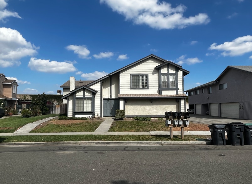 Building Photo - 15135 Monterey Ave