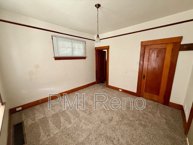 Building Photo - 1610 I St