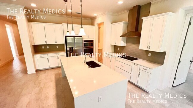 Building Photo - 1440 Nandina Cir