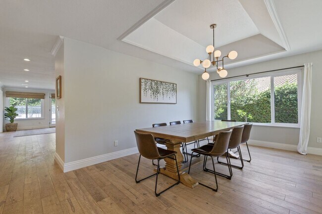 Building Photo - 6146 Shadycreek Dr