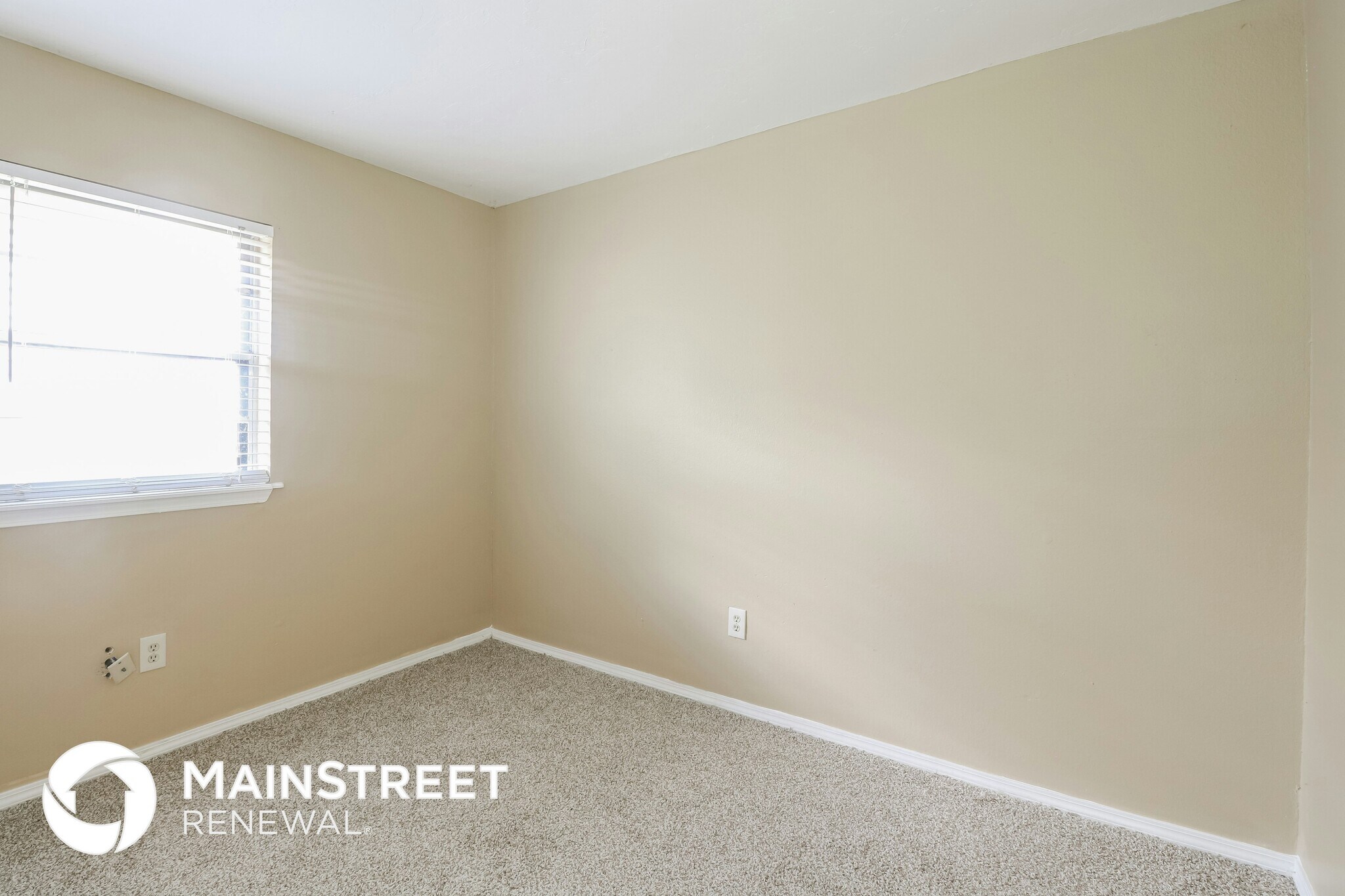 Building Photo - 11520 Bel Air Pl