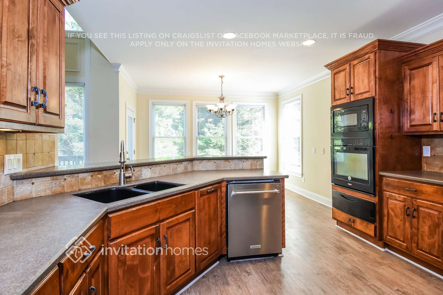 Building Photo - 190 Camden Creek Ct NE