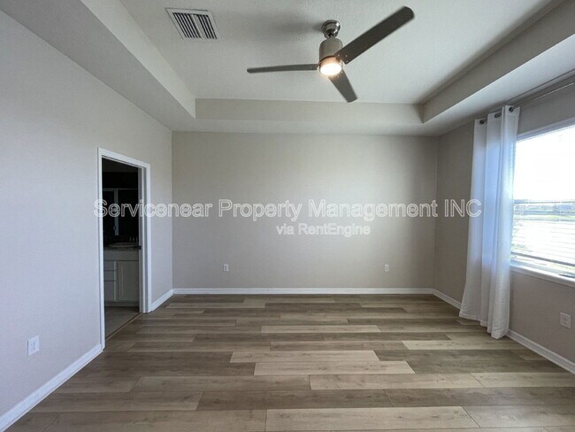Building Photo - 7844 Stonebrook Cir