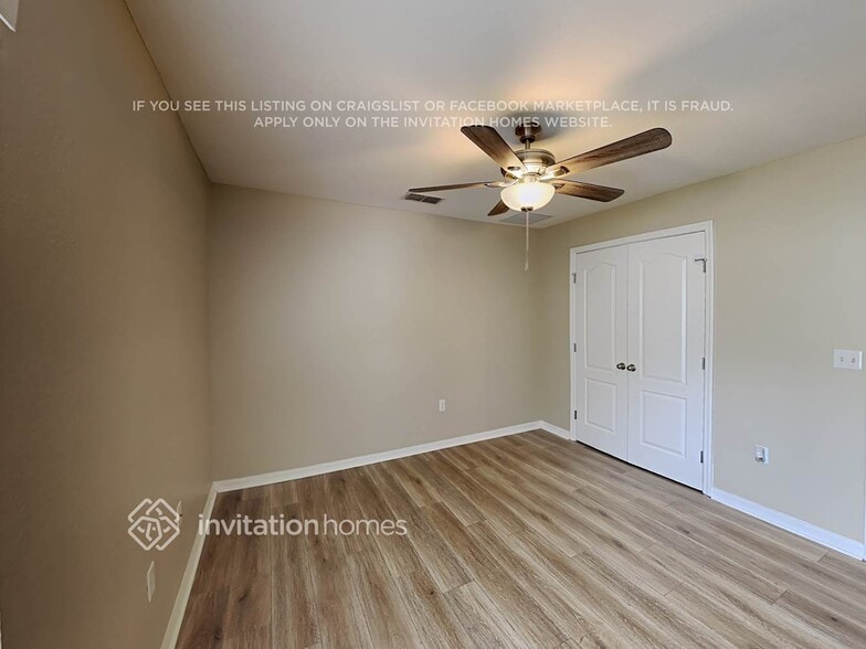 Building Photo - 6916 Krenson Oaks St