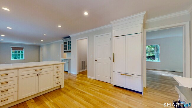 Building Photo - 463 White Oak Shade Rd