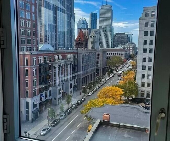 Building Photo - 425 Boylston St