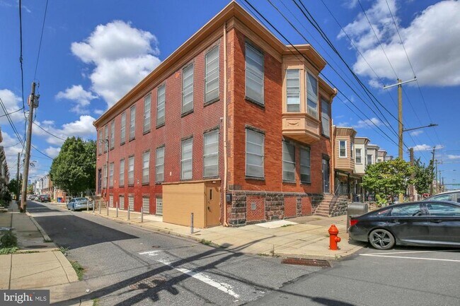 Building Photo - 2512 E Lehigh Ave