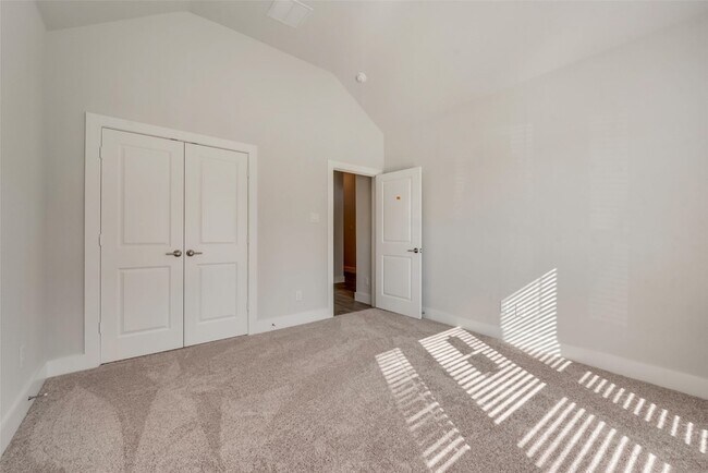 Building Photo - 1003 Rosewood St