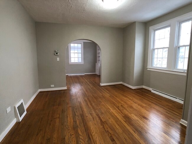 Building Photo - 3217 Ann St