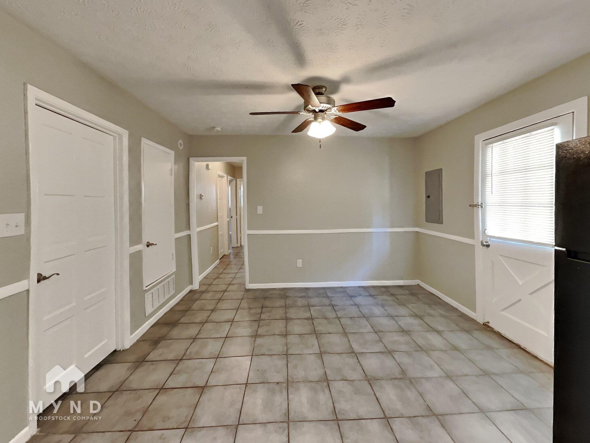 Building Photo - 5409 Pine Valley Dr